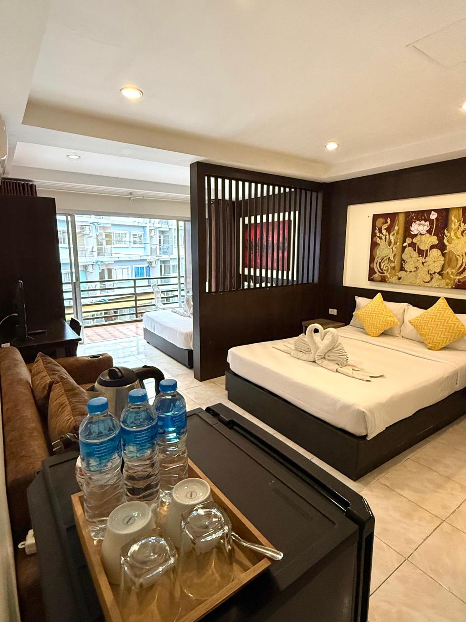 Patong Thai Classic House מראה חיצוני תמונה